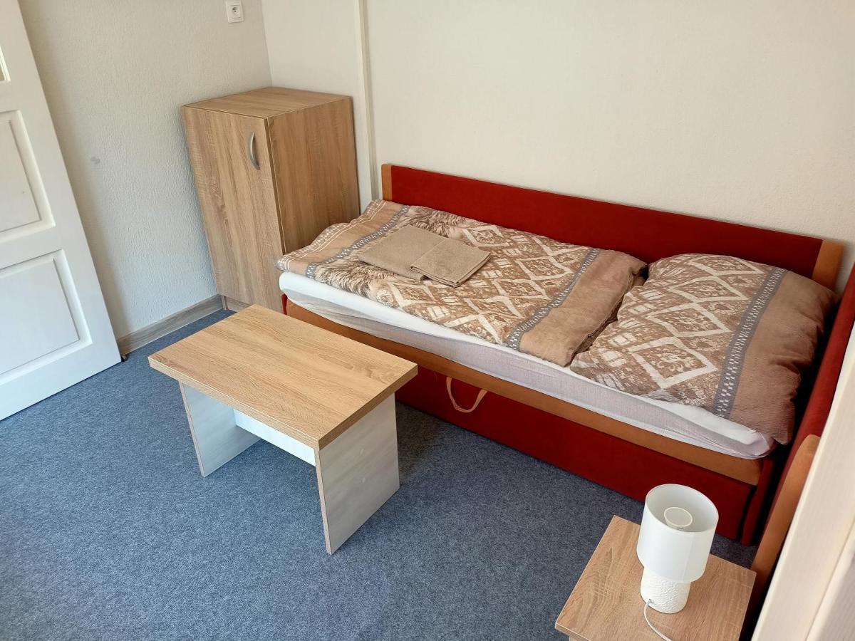 Apartment Tomas Jendral Spissky Stvrtok Exteriör bild